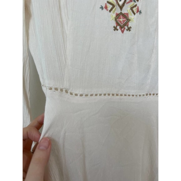 Boho Flutter Sleeve Dress - Picture 6 of 11